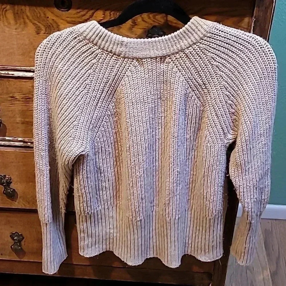 Universal threads tan sweater S - Picture 3 of 3